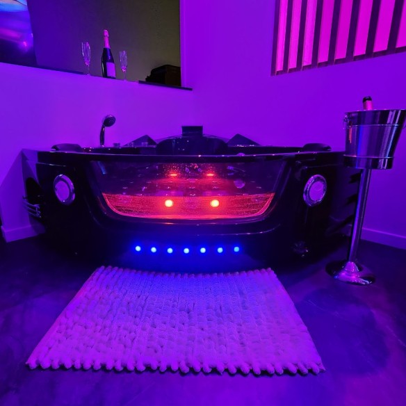 TIJUGO - La Meilleure Love Room de Clermont Ferrand